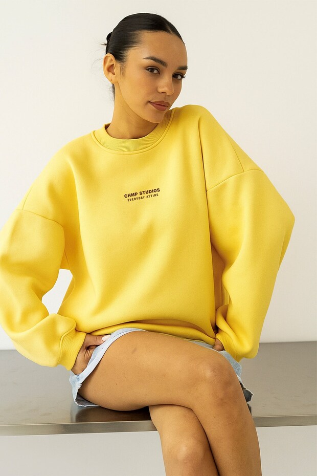 Women's Oversize Sweatshirt Chmp Studios Printed Yellow – Crew Neck, 3 Thread Raster Printing