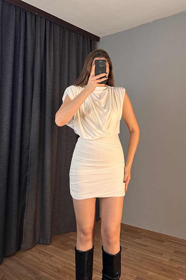 Drapeli Vatkalı Mini Elbise - 6