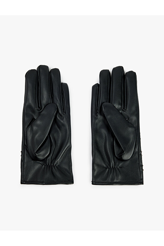 Star Shaped Faux Leather Gloves with Metal Accessories