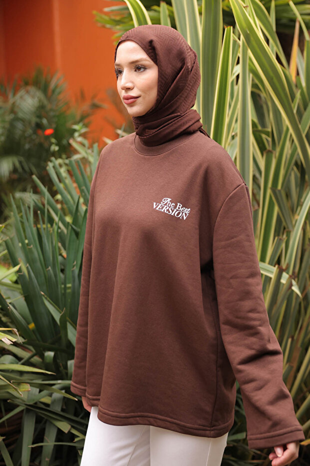 Brown Back Print Detailed Two Thread Sweatshirt