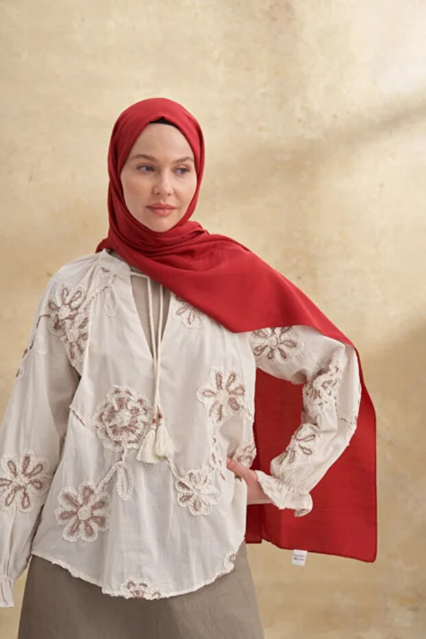 شال بامبو فلوري بنمط أحمر - 1