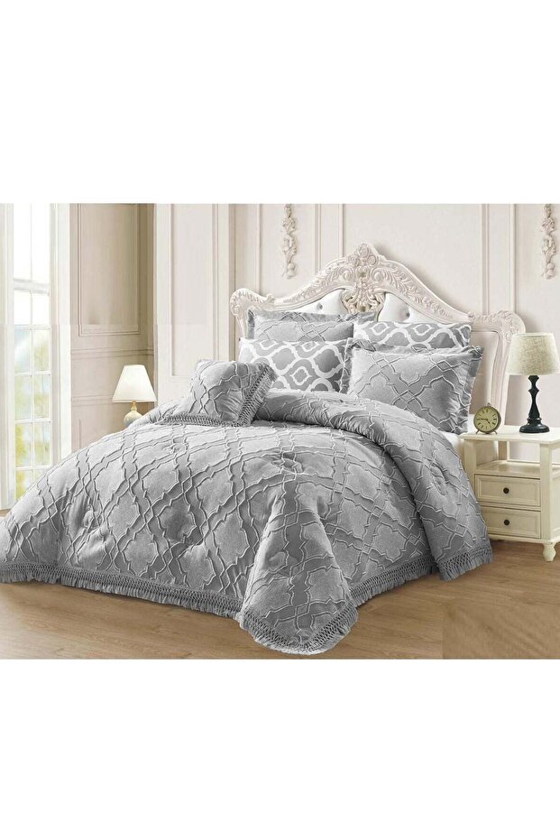 Luxury 6-Piece Embroidered Comforter Set – King Size with Fitted Sheet & Pillowcases | 220x240cm