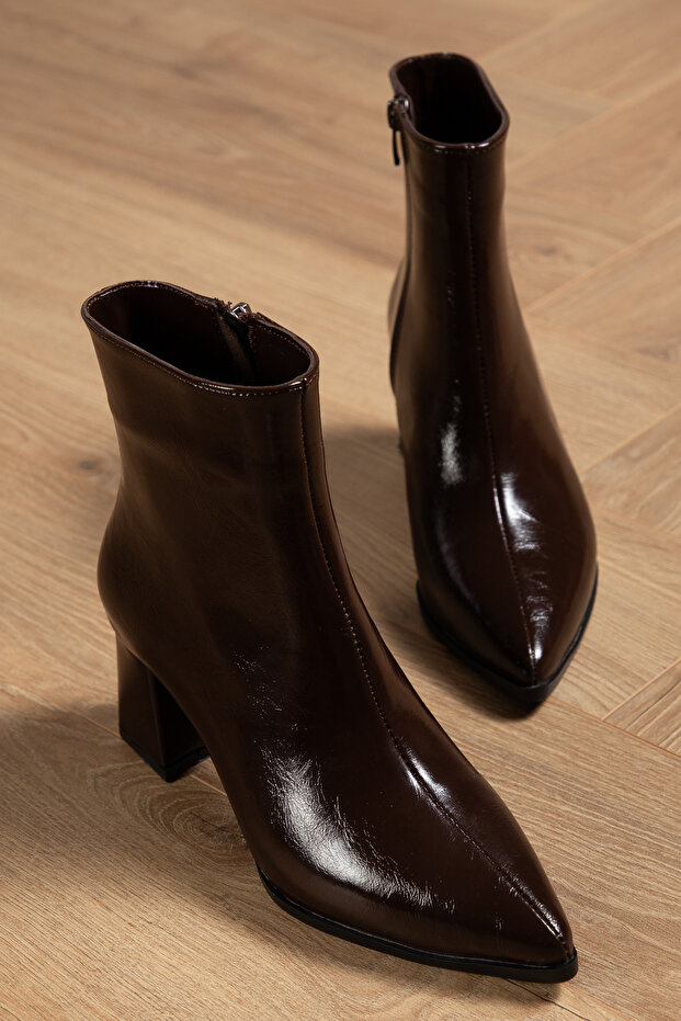 Bitter Brown Patent Leather Heeled Boots