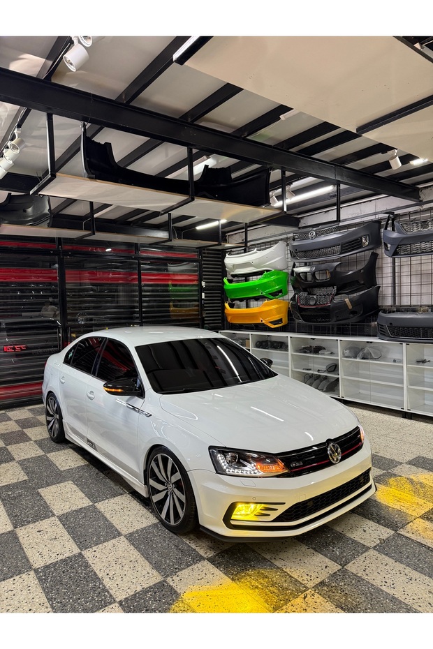 Jetta GLİ Hıghlıne Far - 4