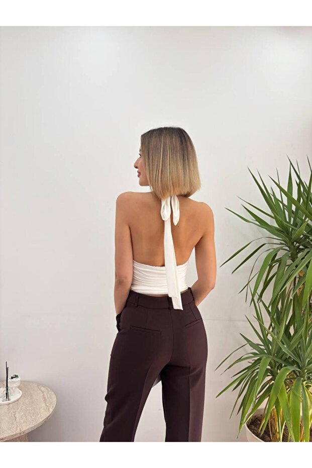 BAĞLAMALI DEKOLTELİ BLUZ - 3