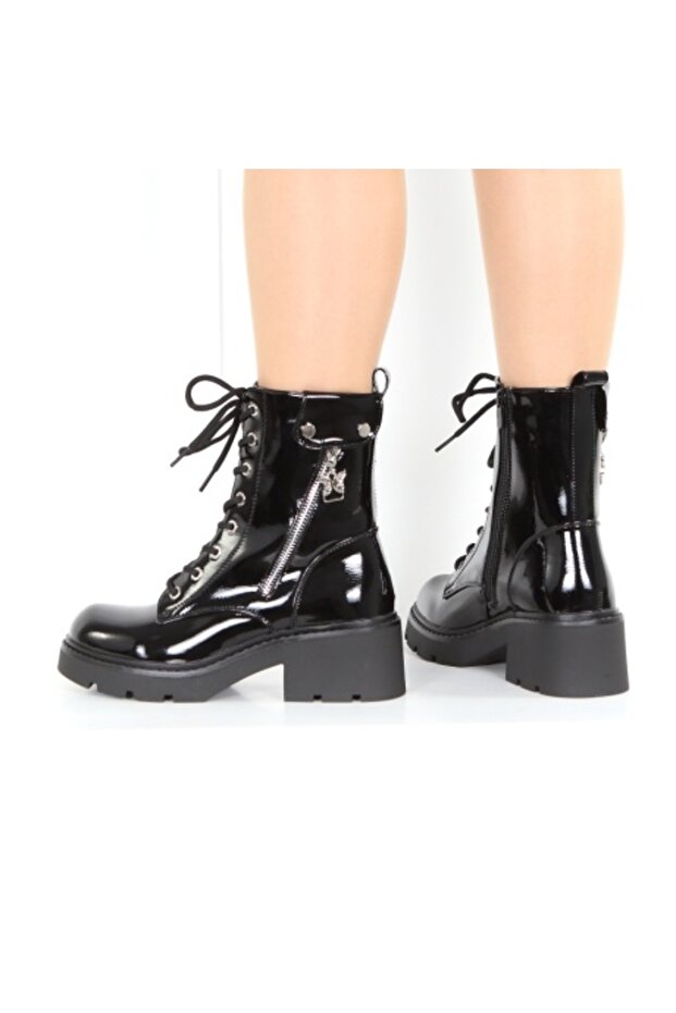 Fleece-lined Boots - 7