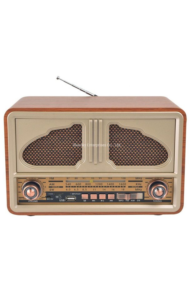 Vintage wooden portable radio with built-in wireless speaker