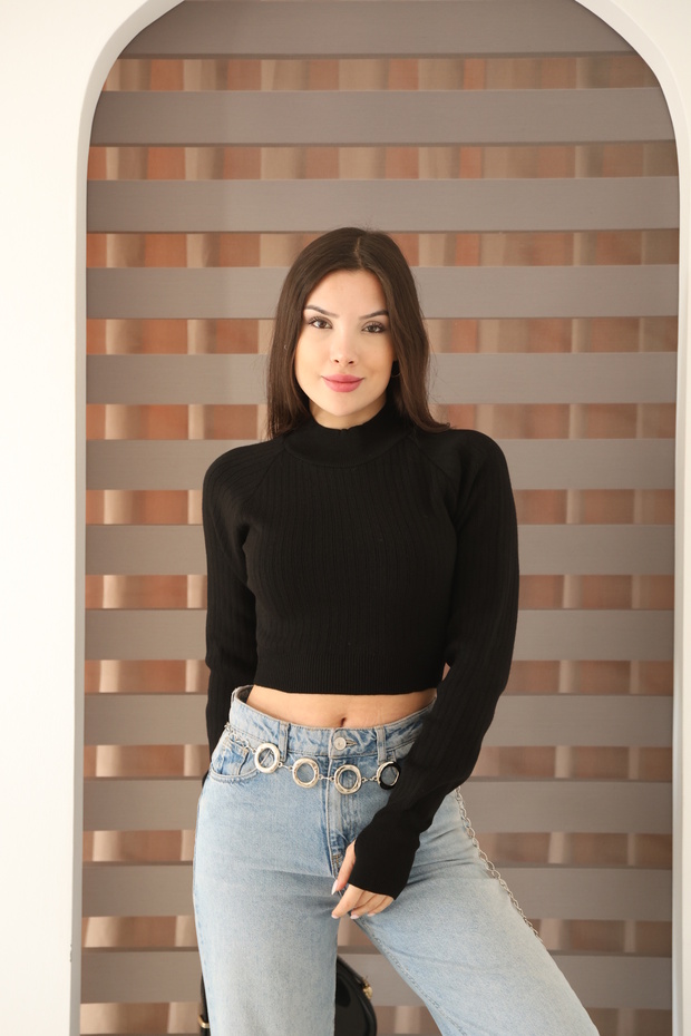 Women's Black Fingerless Knitwear