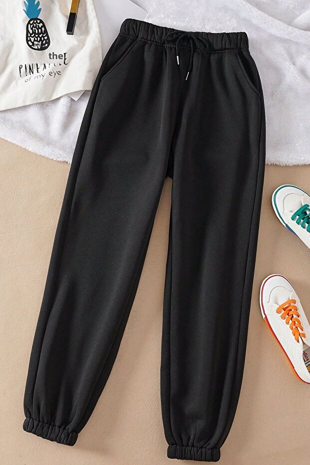 Black Fleece-Lined Basic Jogger Sweatpants with Fleece Inside, 3 Thread