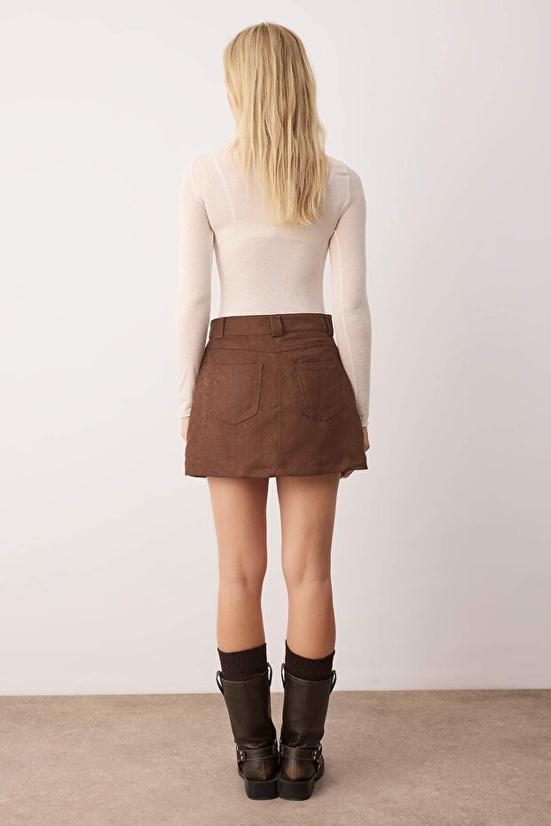 Koyu Kahverengi Suni Süet Mini Şort Etek Şort & Bermuda TWOAW26SR00058 - 4