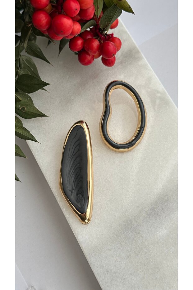 أقراط عصرية بنمط هندسي وتفاصيل ذهبية - 3