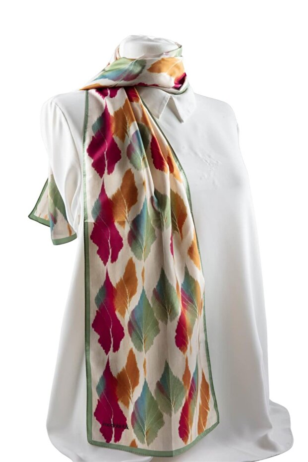 Yaprak Desenli Fular - 1