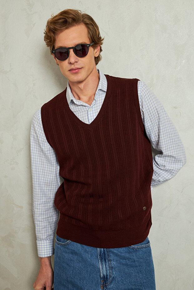Men's V-Neck Burgundy Sweater Patterned Steel Knit Classic Fit - 5209H