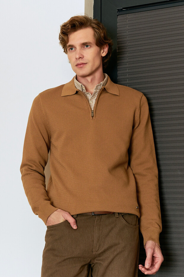 Men's Zippered Polo Neck Camel Sweater Knitwear Embossed Knit Solid Color Classic Fit - 5240F