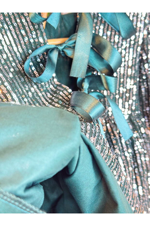 Pullu Balon Kol Elbise - 7