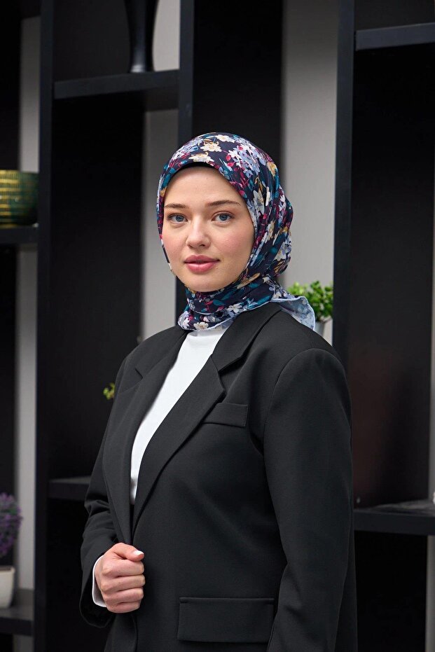 مجموعة هارموني - وشاح ناعم باللون الأزرق الداكن 1177-02