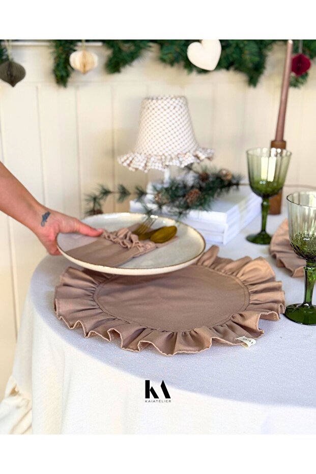 4-Piece Sienna Linen Round Ruffle Detailed American Dinner Plate/Soup Plate Brown