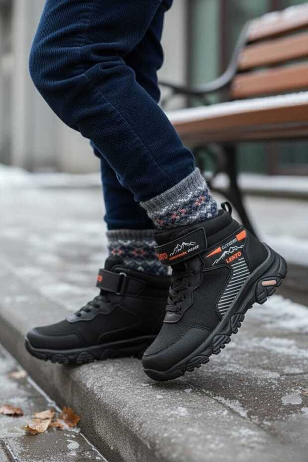 Unisex Children's Waterproof and Cold-Resistant Winter Boots