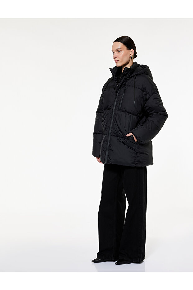 معطف طويل الأكمام مزود بسحاب بغطاء رأس Anorak قصة فضفاضة
