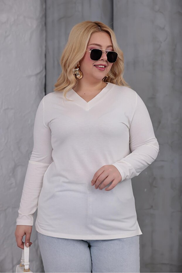 بلوزة كبيرة الحجم ذات رقبة على شكل حرف V - 7