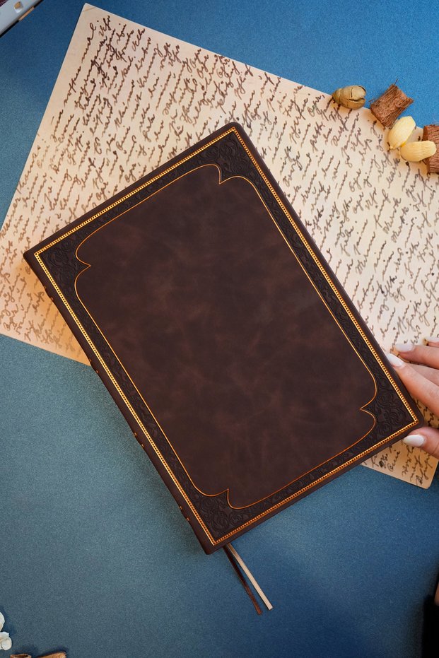 Vintage Old Book Notebook 20X28 cm – 192 Pages, 150 Gr Thick Paper, Boxed