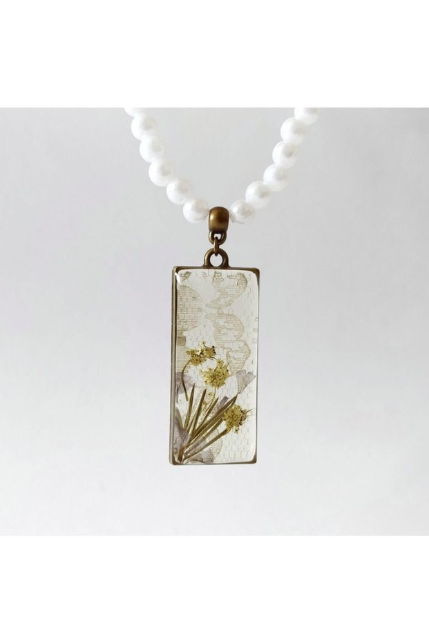 Custom Handmade Flower Design Resin Women's Necklace