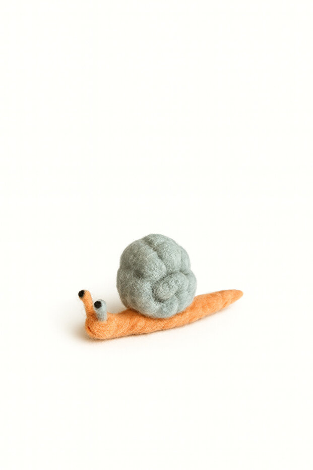 Handmade Felt Figure Brooch Buckle Crown Ornament – Cute Felt Accessory 60