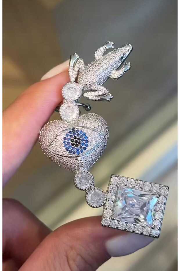 أقراط أذن بتصميم خاص - 4