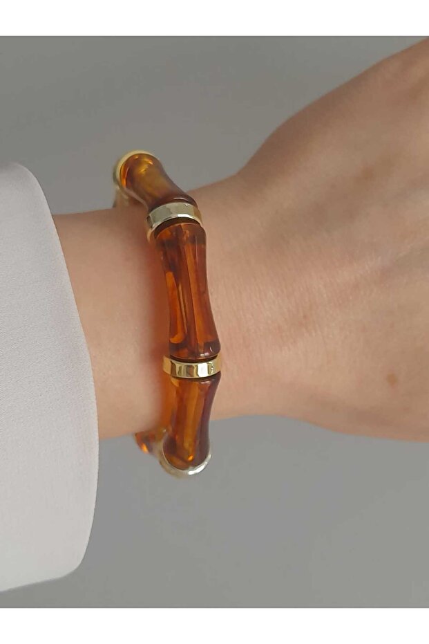 سوار من العظام البنية - 1