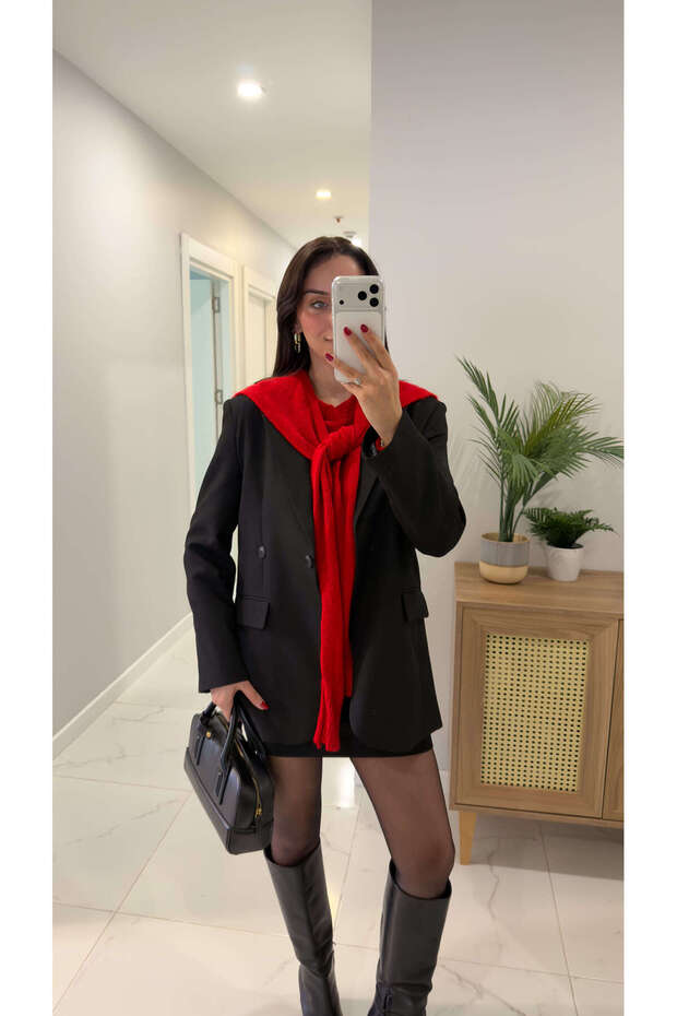 سترة بليزر سوداء بأزرار من كوسوا - 5