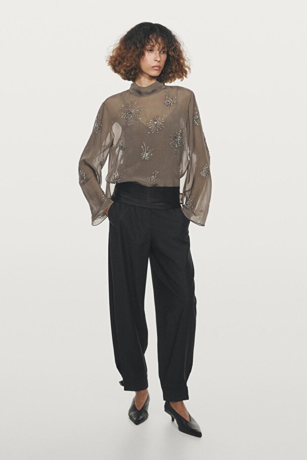 İşlemeli yarı transparan bluz - 1