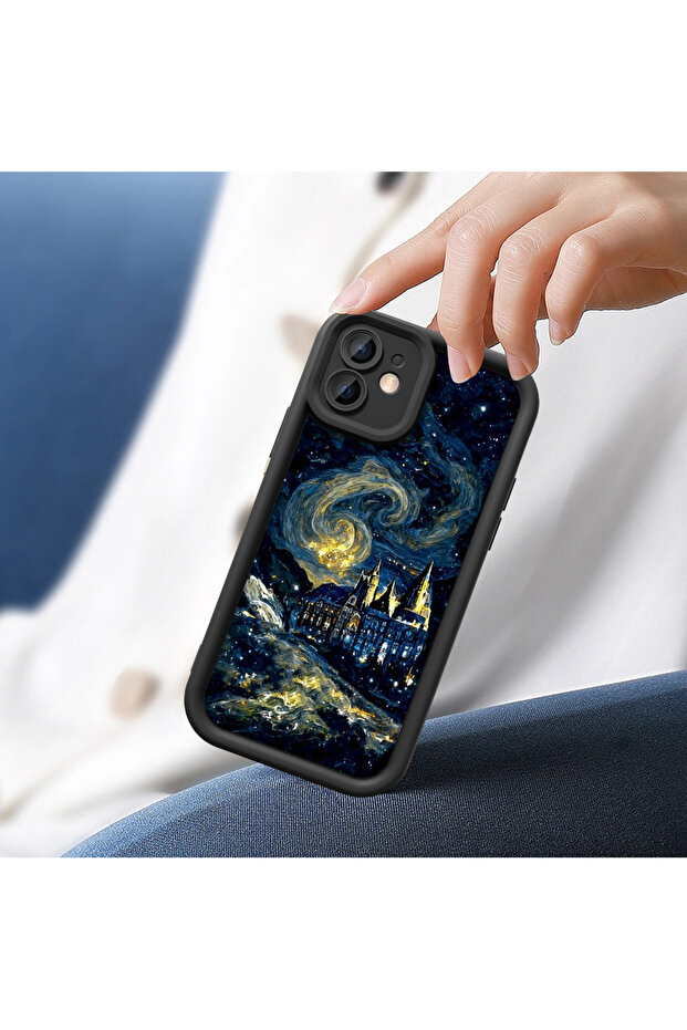 حافظة سيليكون سوداء بنمط السماء الساحرة متوافقة مع هاتف iPhone 14 - 5