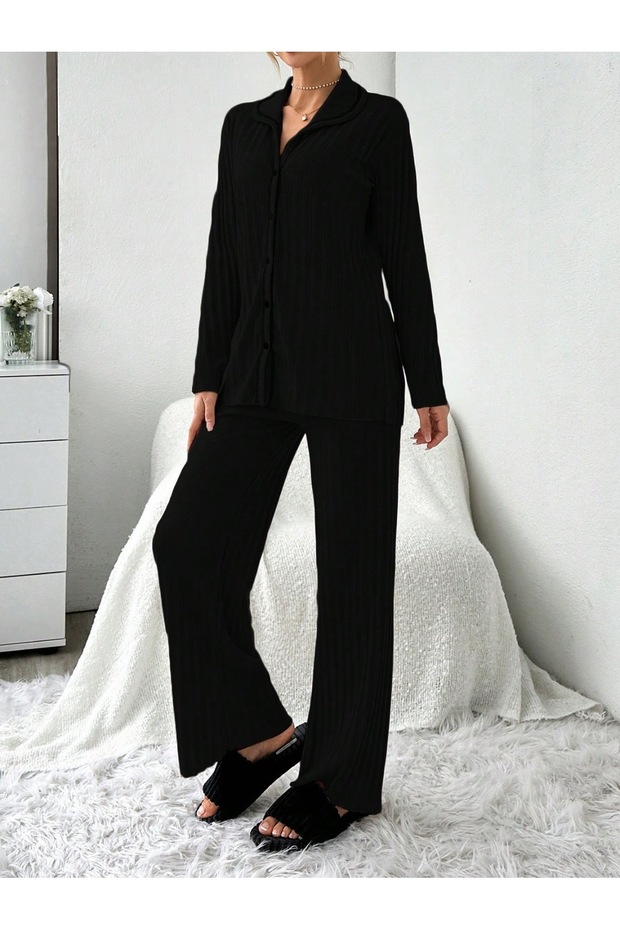 Чорний прямий піжамний комплект на ґудзиках спереду - 4