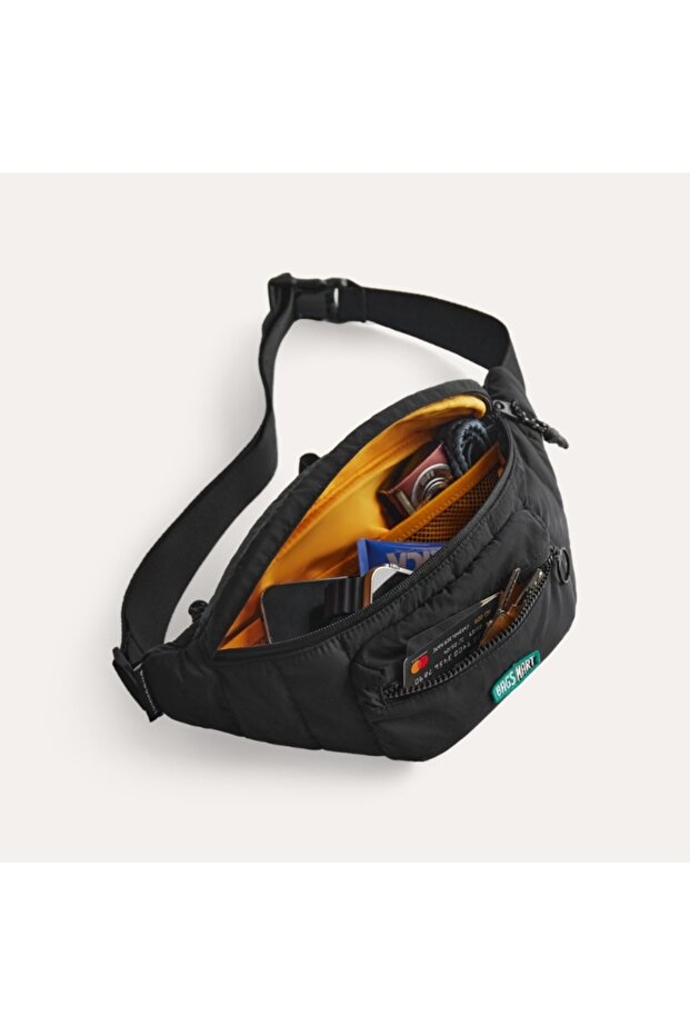 Black Walker 2.5L Ultralight Travel Fanny Pack