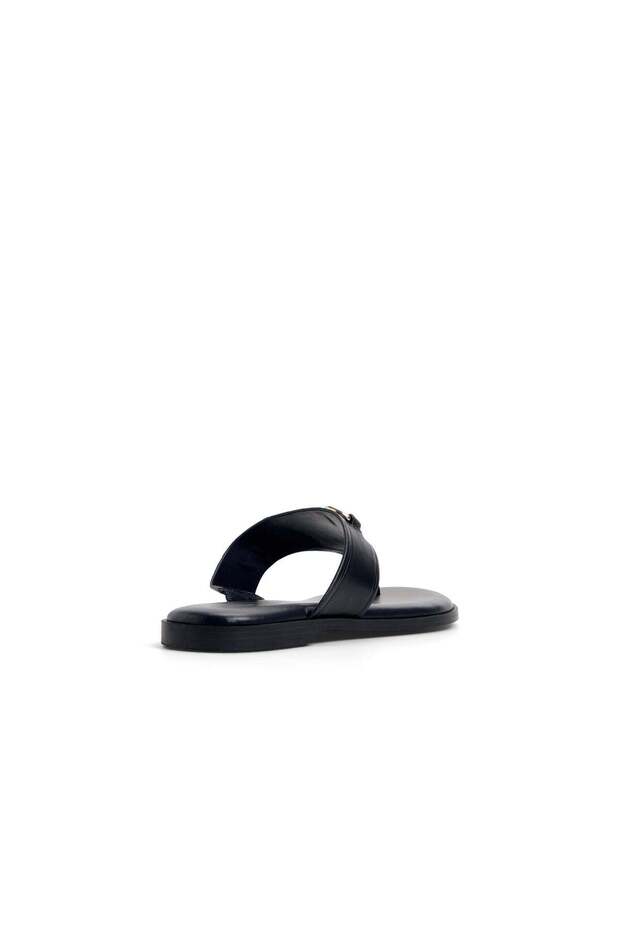 Evodie / Flat Sandals - 3