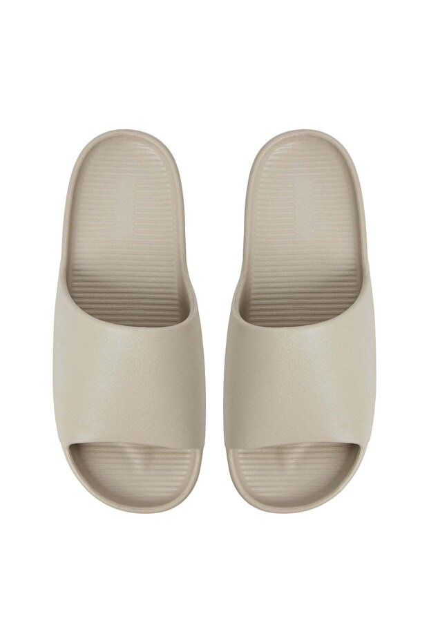 صنادل بيليني / الشاطئ - 7