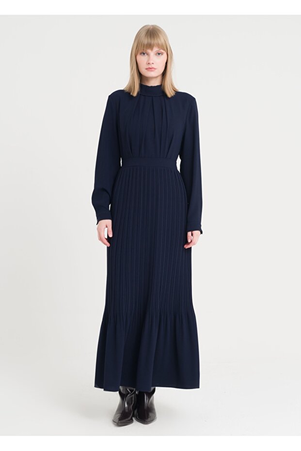 Degaje Yaka Piliseli Elbise - 2