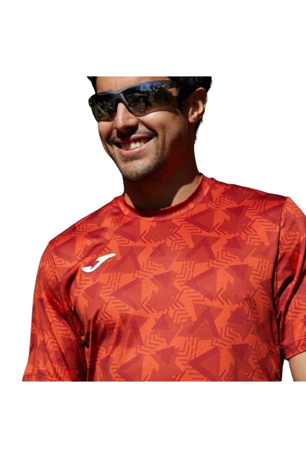 4241119-Kir R-Trail Men's Red Sports T-Shirt