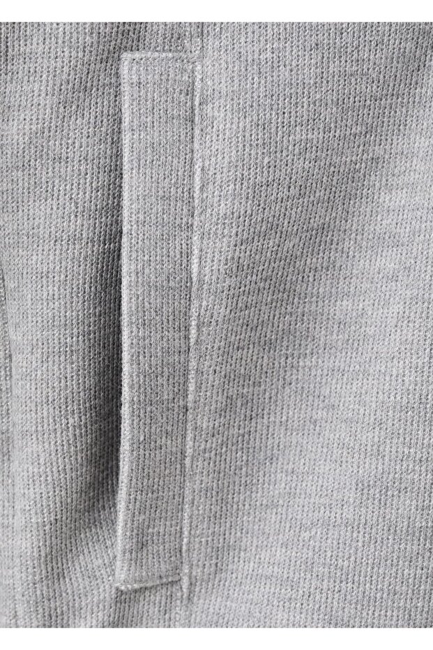 Dokulu kapüşonlu sweatshirt - 6