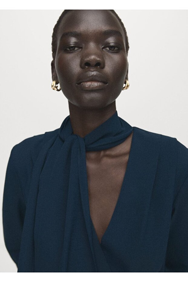 Drape fularlı elbise - 7