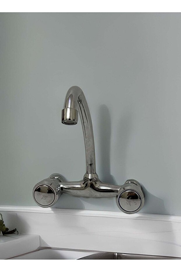 صنبور خلاط جداري عام بمقبضين، فضي اللون - 1