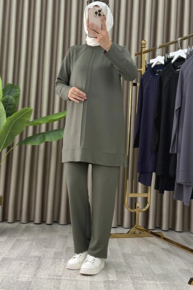 NAGİHAN TAKIM Kaki Crystal Fabric T cu pietre aplicate Pantaloni tunică Set 2 piese - 5