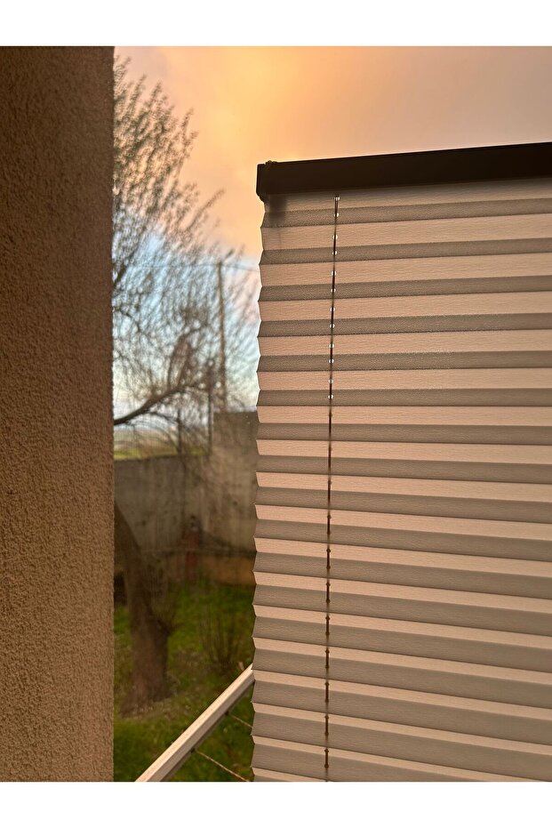 Plise Cam Balkon Perde Vidalı-Askılı - 2