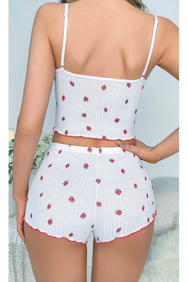 طقم شورت بنقشة الفراولة البيضاء – طقم صيفي بحمالات رفيعة - 2