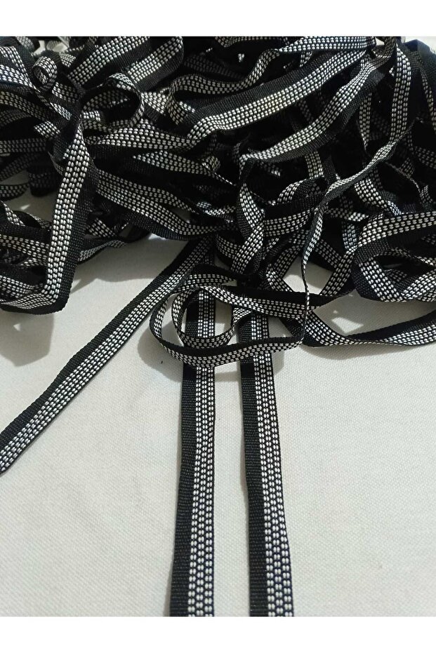 شريط ضيق منقوش بسحاب - 1