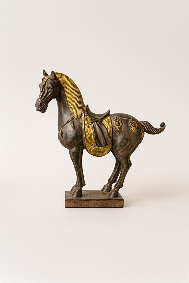 Statueta cal Arvanor - 1