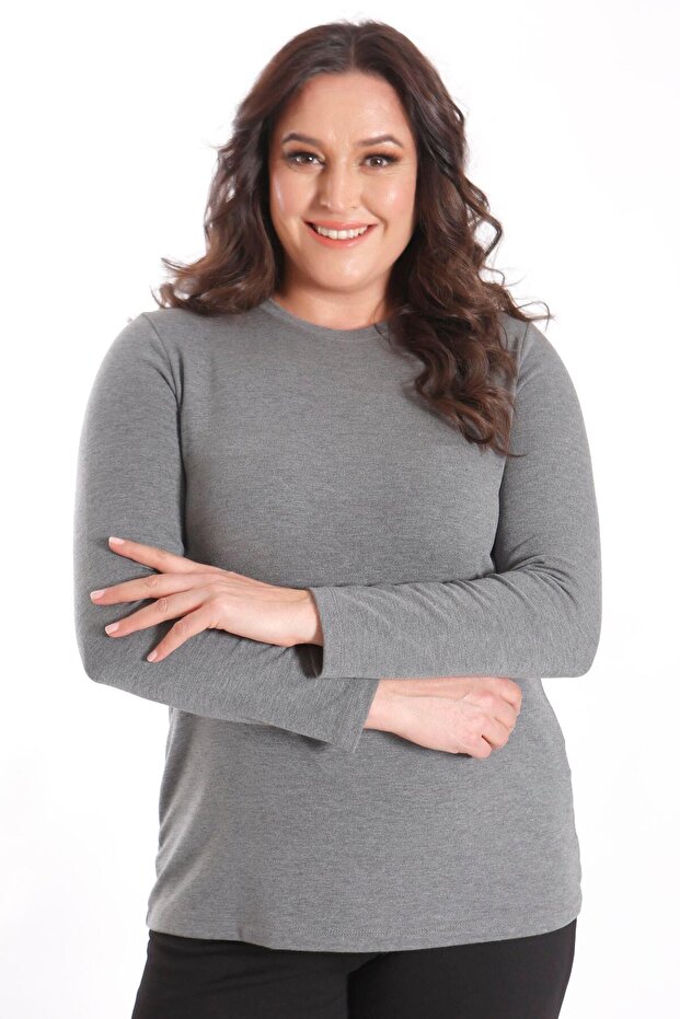 بلوزة ترين42بلس كبيرة الحجم بياقة دائرية بلون أنثراسايت - 3