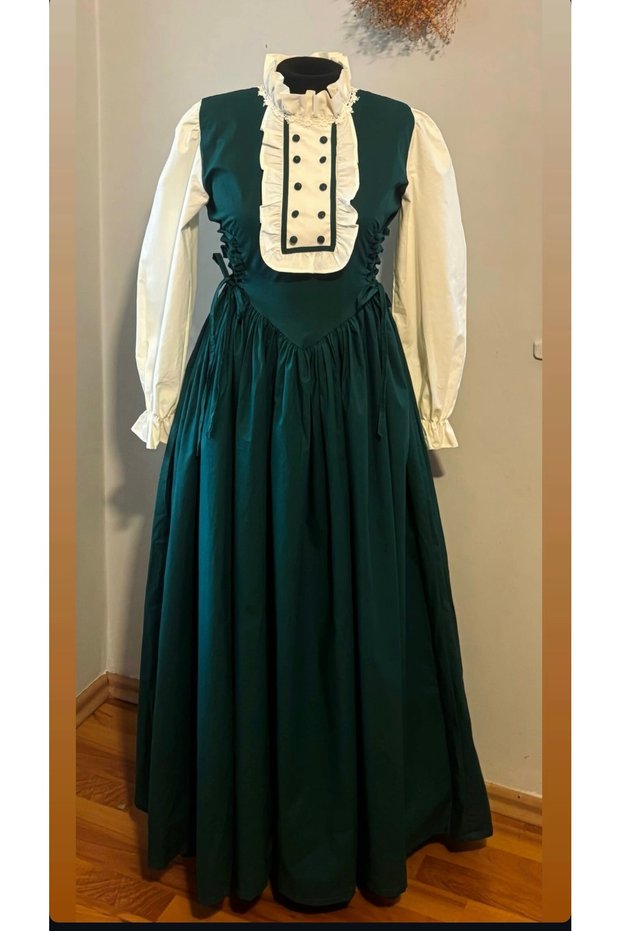 The Elegance of Emeralds
