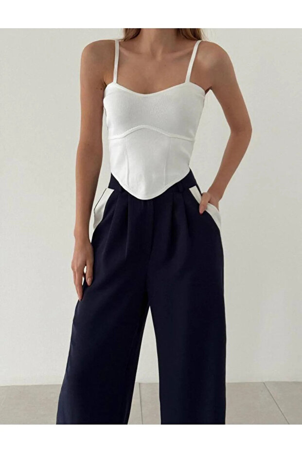 Ecru Thin Straps Heart Collar Knitwear Blouse