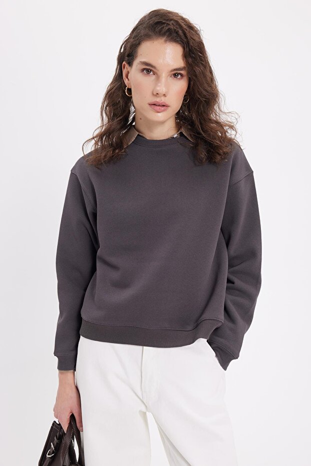 Women's Oversized wide cut cotton crew neck smoked sweatshirt